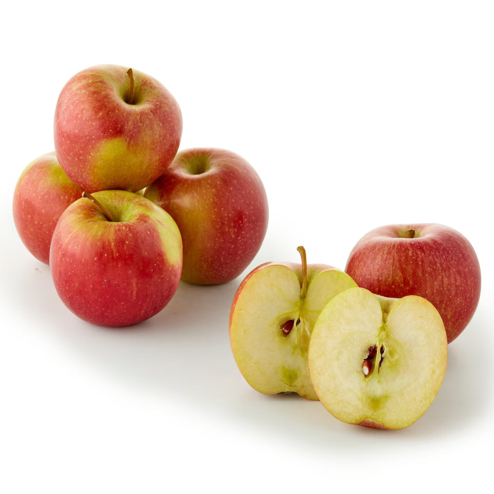 Organic Braeburn Apples per 200g (approx 2 apples)